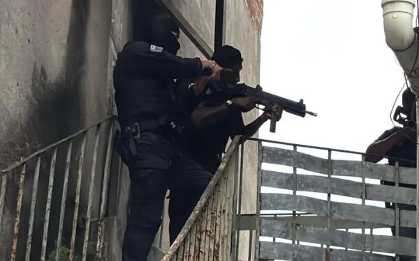 Polícia Civil realiza operação contra facção criminosa em Salvador; saiba mais