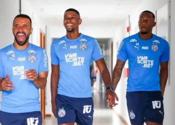 Ele voltou! Caio Alexandre treina e viaja com o elenco do Bahia
