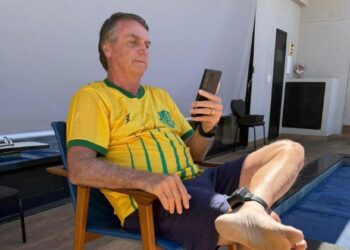 Defesa de Bolsonaro diz estar ‘perplexa’ com prisão e afirma que vai entrar com recurso