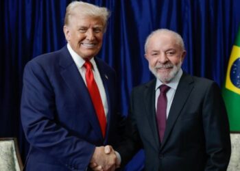 ‘Vitória da diplomacia e do bom senso’ diz Lula sobre retirada de sobretaxas dos EUA