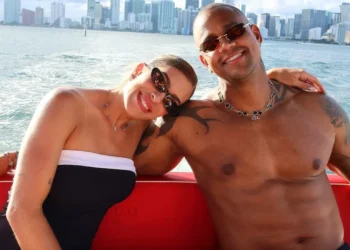 Lore Improta e Léo Santana revelam sexo do 2º filho;