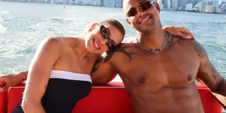 Lore Improta e Léo Santana revelam sexo do 2º filho;