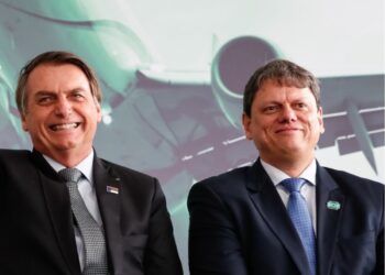 STF avalia prisão de Bolsonaro antes de receber visita de Tarcísio