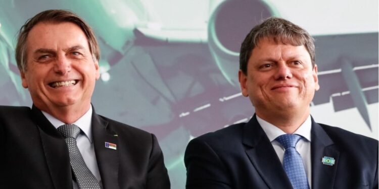 STF avalia prisão de Bolsonaro antes de receber visita de Tarcísio