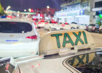 Lula sanciona lei que beneficia 300 mil taxistas no país; saiba o que muda