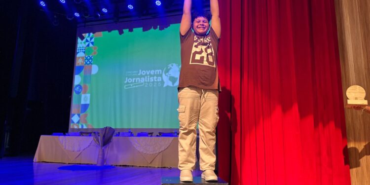 Estudante de Alagoinhas ganha Concurso Cultural Jovem Jornalista 2025