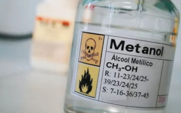 Brasil registra 16 mortes por intoxicação por metanol e total de casos chega a 97