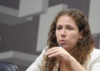 Presidente dos Correios apresentará plano de reestruturação nesta quarta-feira, diz Esther Dweck