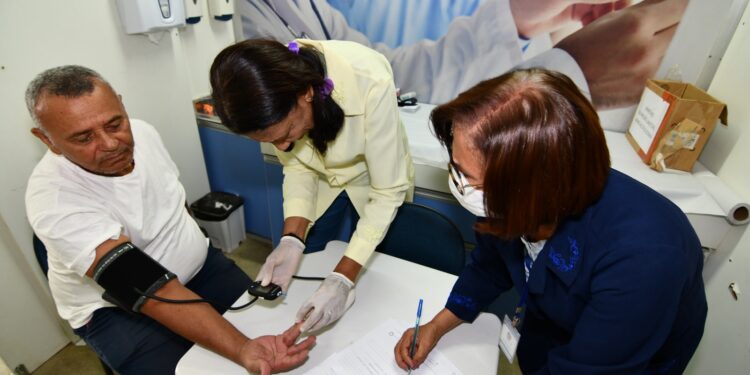 Prefeitura de Alagoinhas realiza ação de rastreamento do câncer de próstata