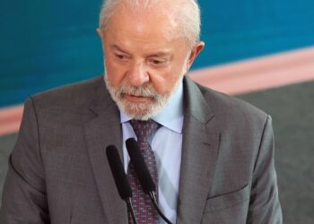 Lula vai a Bogotá para Cúpula que deve tratar de tensões na região