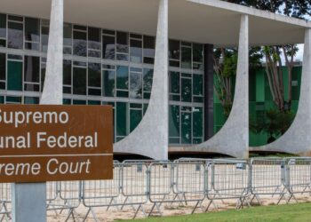 Dino cita existência de “atacadistas de emendas” ao condenar deputados