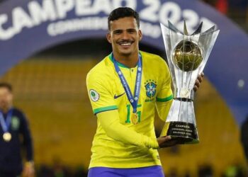 Lateral Kaiki é convocado para amistosos da seleção brasileira