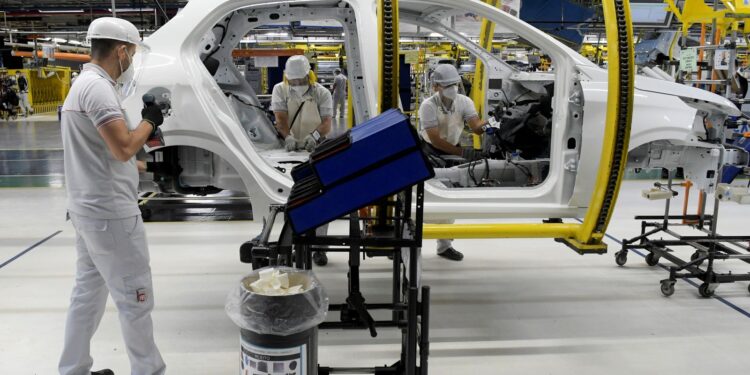 Em 2024, taxa de inovação das empresas brasileiras chegou a 64,4%