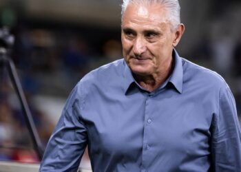 Tite é demitido do Cruzeiro após empate com Vasco no Brasileirão
