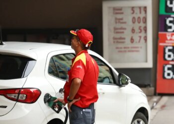 Governo quer converter receitas extras com petróleo em desonerações