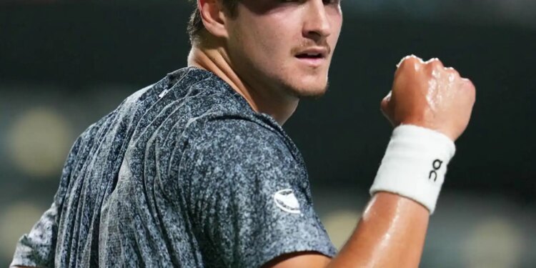 João Fonseca vence estreia em Munique e disputa oitavas nesta quarta