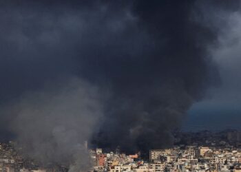 Líderes do Irã e EUA se reúnem no Paquistão em busca de acordo de paz