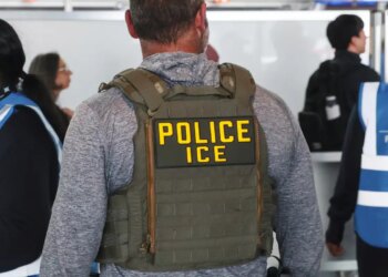 EUA pedem saída de “funcionário brasileiro” por manipular imigração