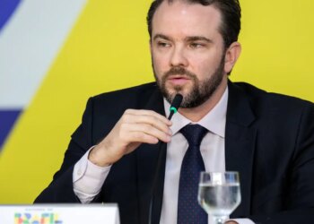 Proposta de subsídio ao diesel importado tem adesão de 25 estados