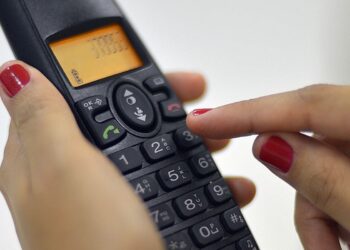 Serviço de telefonia fixa da operadora Oi é vendido por R$ 60 milhões