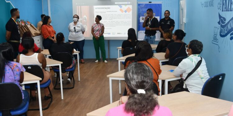 Qualificação profissional prepara moradores para o setor de turismo em Alagoinhas