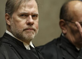 Toffoli diz que relatório da CPI é "aventureiro" e para obter votos