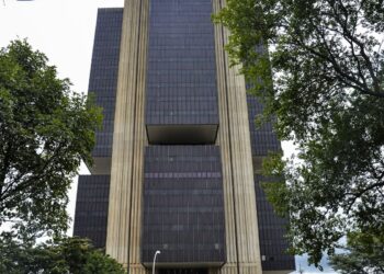 Banco Central reduz juros básicos para 14,5% ao ano