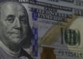 Dólar cai a R$ 5,06, e bolsa bate recorde com alívio no Oriente Médio