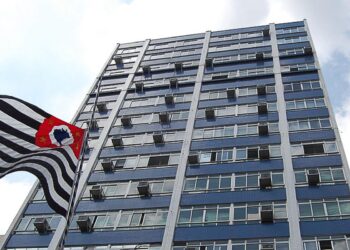 Ratinho responderá no TRE-SP por violência política contra deputada