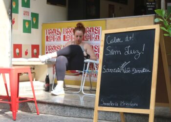 Falhas na prestação de serviços podem encerrar concessão da Enel em SP