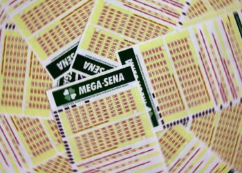 Mega-Sena sorteia nesta terça-feira prêmio acumulado em R$ 15 milhões