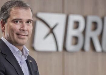 PF prende ex-presidente do BRB citado no caso do Banco Master