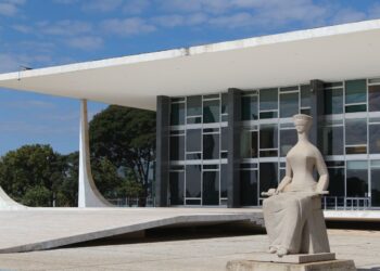 STF determina atualização anual do valor do mínimo existencial