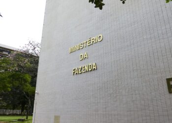 Reforma tributária: governo regulamenta cobrança da CBS e do IBS