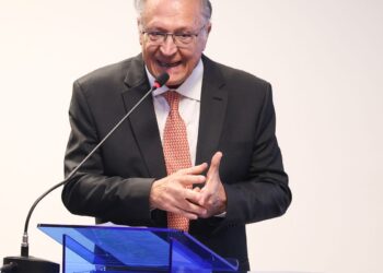 Governo vai defender retomada de obras da Transordestina junto ao TCU