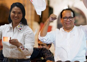 Eleições Peru: Fujimori vira sobre Sánchez com diferença de 561 votos
