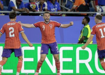 Escócia vence Haiti e vira líder do grupo do Brasil na Copa do Mundo