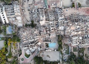 Terremotos na Venezuela colapsaram 774 edifícios em todo o país