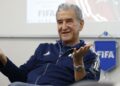 Internado, Parreira passa por cirurgia no Rio de Janeiro