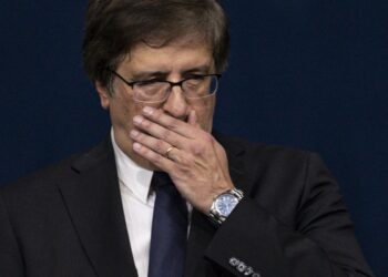 Gonet diz que não vê falta grave no caso da arma de Bolsonaro 