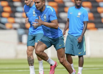 Brasil fecha preparação para duelo contra Japão, 1º mata-mata da Copa