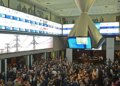Ibovespa volta aos 174 mil pontos com aposta na Selic, e dólar cai