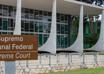 Moraes marca para 28 de julho depoimento de Flávio Bolsonaro à PF