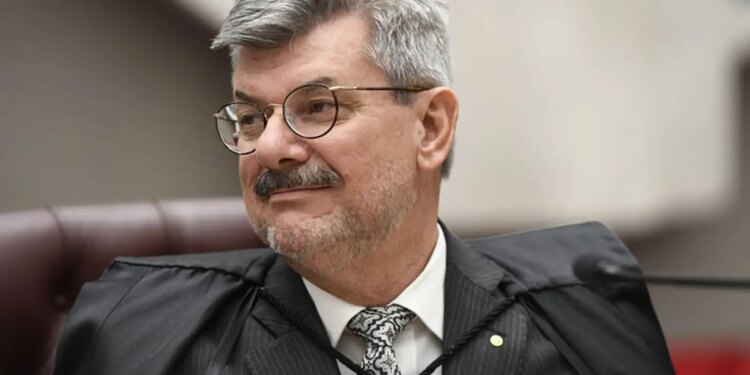 Ministro do STJ é incluído em investigação sobre venda de sentenças