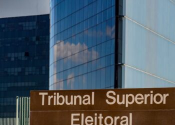 Eleições: TSE assina acordo com big techs para combater desinformação