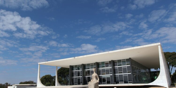 Defesa reforça pedido de manutenção da prisão domiciliar de Bolsonaro