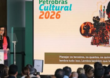Gasolina também deve acompanhar tendência internacional de queda