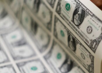 Guerra, tarifas e menos imposto a ricos geram dívida recorde nos EUA