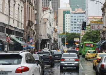 Adesivo eleitoral pode levar à perda da cobertura de seguro