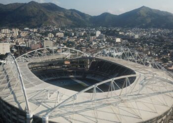 Ventania no Rio adia Botafogo x Fluminense pelo Brasileirão Feminino